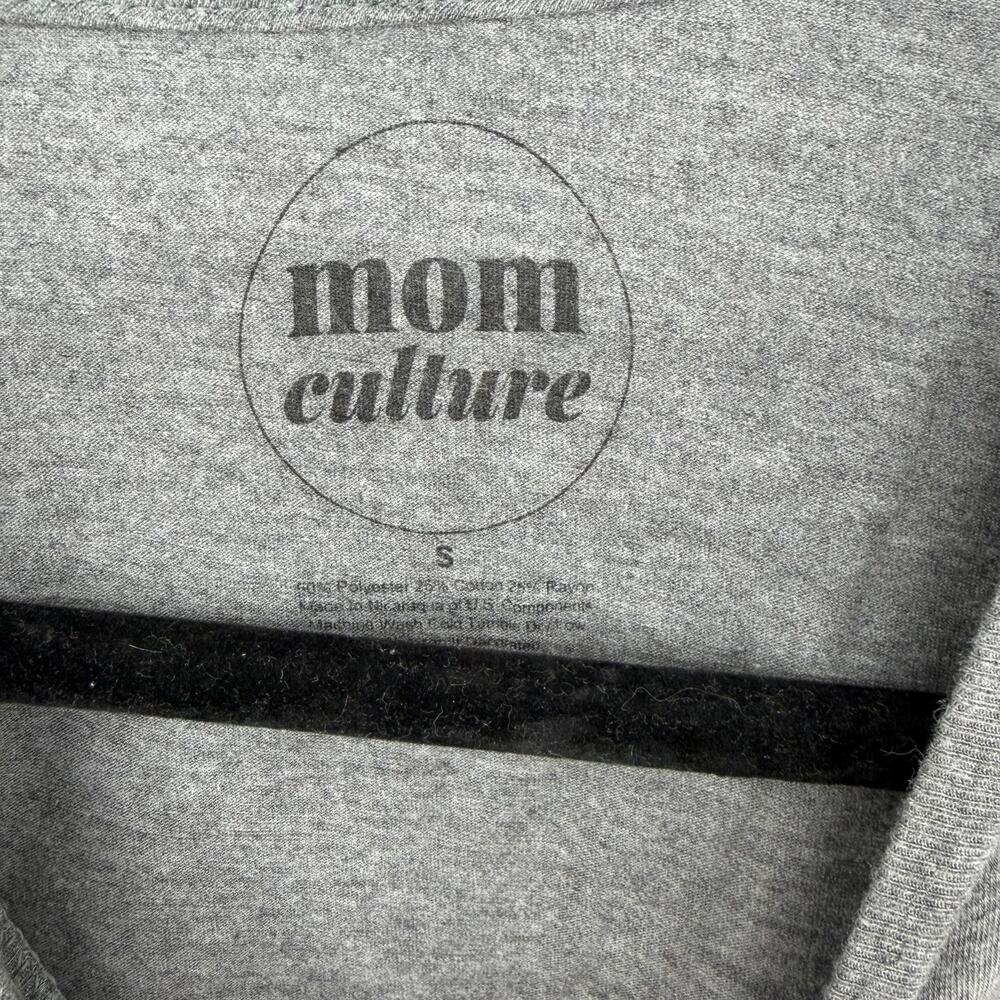 Mom Culture Basic Mom Graphic Tee Gray Short Sleeve T-Shirt Women's Small - Picture 3 of 8